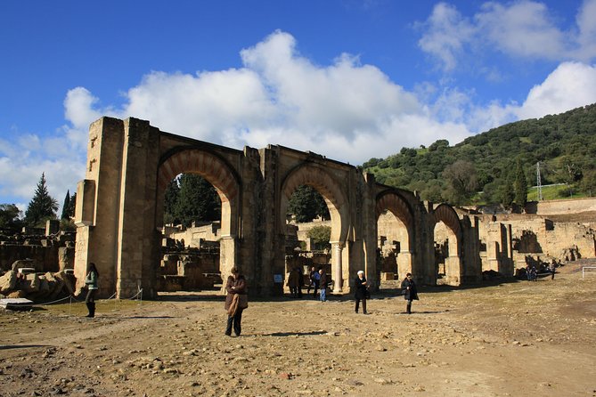 Guided visit to Medina Azahara - Group size and pace