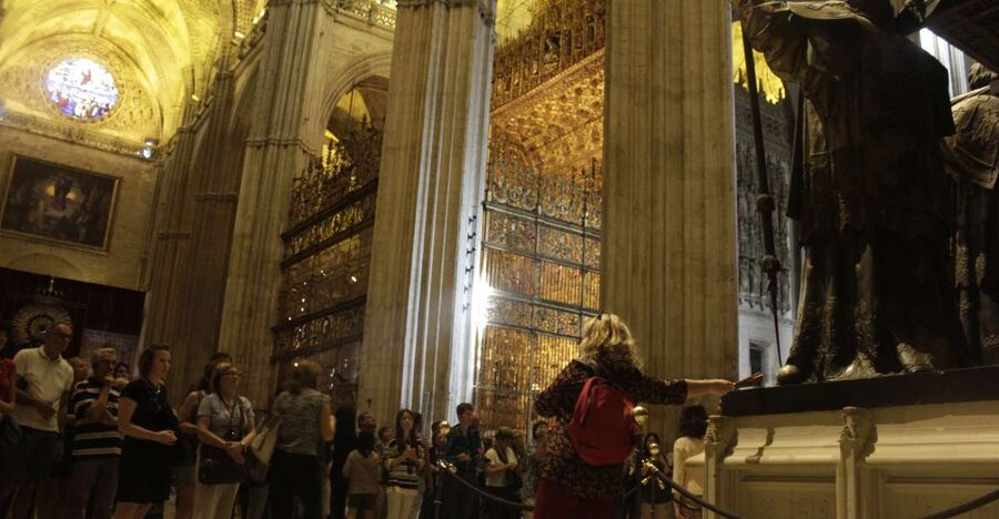 Highlights of Seville Monuments private Guided Tour - What the private price buys, and what it doesn’t