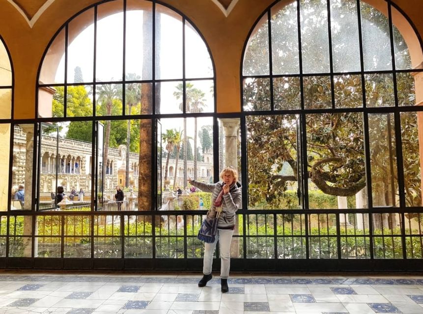 Highlights of Seville Monuments private Guided Tour - Practical details that can shape your day