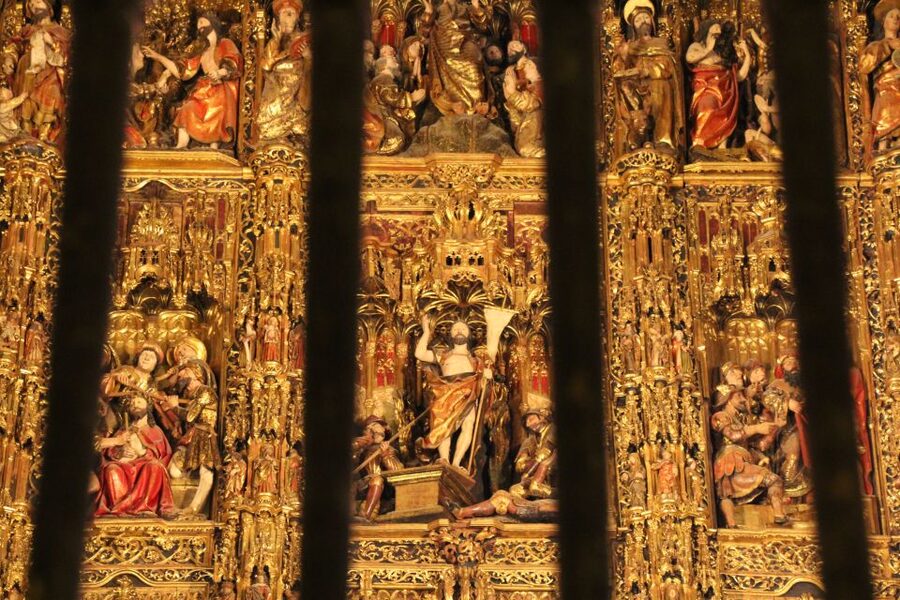 Highlights of Seville Monuments private Guided Tour - Who should book this Seville tour?