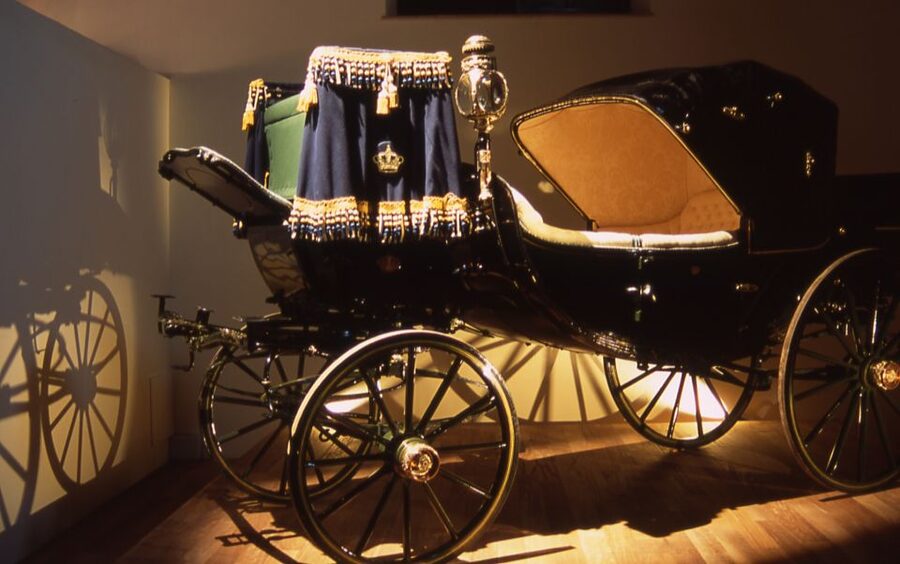 Jerez de la Frontera: Andalusian Horse Dance and Museums - Give the equestrian museum time