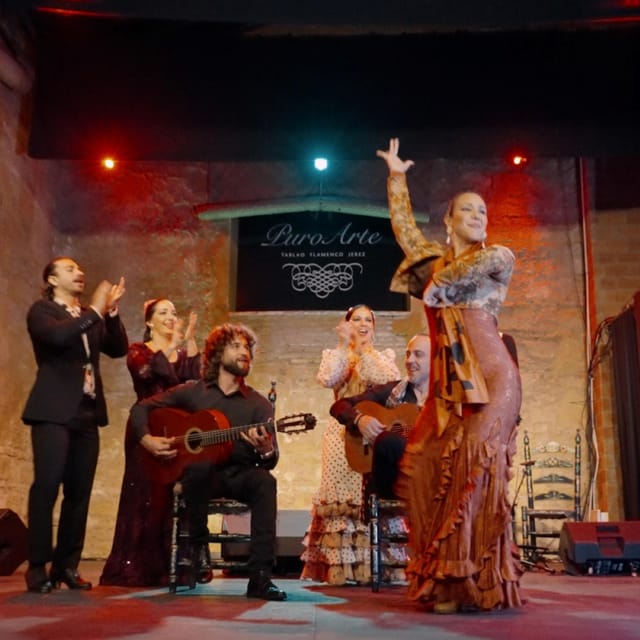 Jerez: Flamenco Show and Menú at Tablao Puro Arte 2025 - What the hour-long performance offers