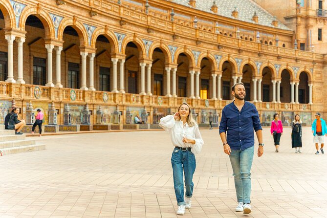 Make Seville unforgettable: Private Photoshoot at Plaza de España - What you receive, and what the price buys