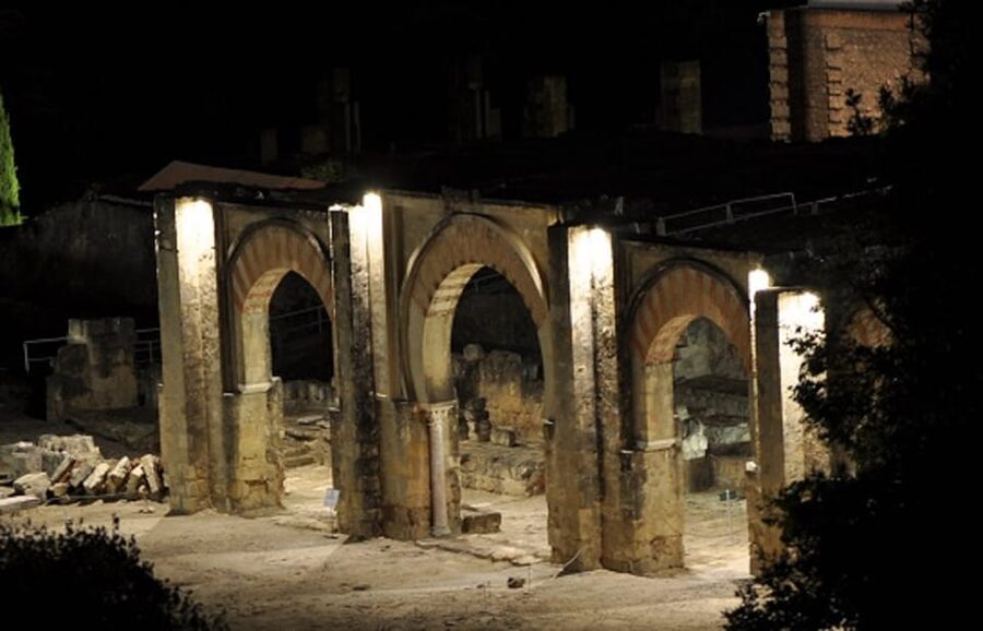 Medina Azahara Guided Tour at Night - Getting There: Choose Transport or Plan the Shuttle
