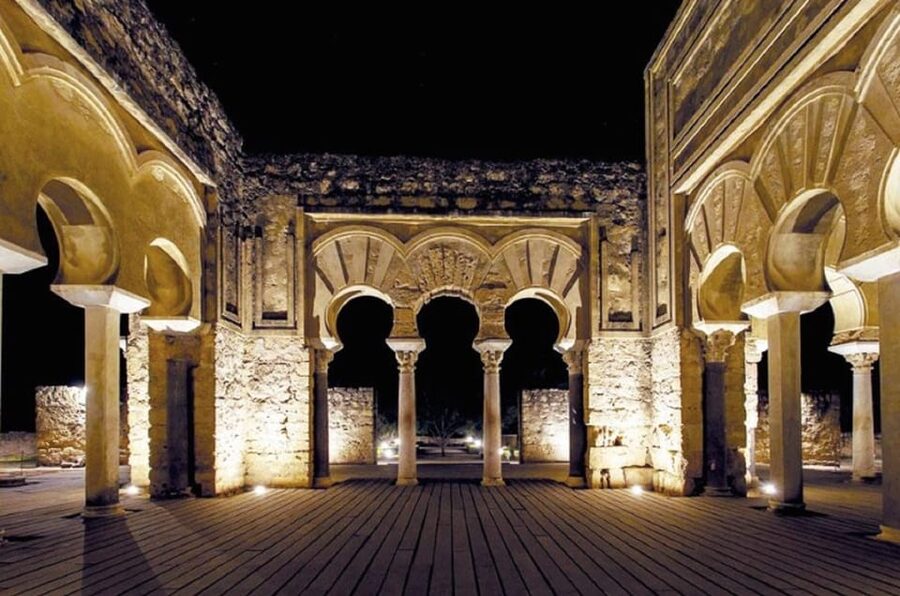 Medina Azahara Guided Tour at Night - Palaces, Mosques and Formal Gardens