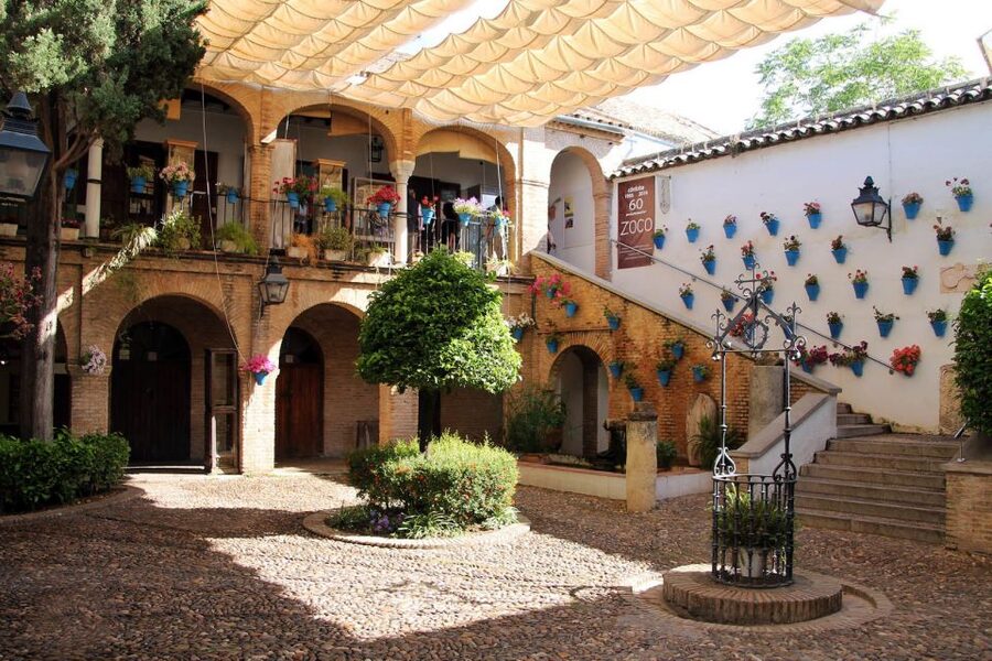 Mosque-Cathedral of Cordoba and Jewish Quarter Tour - Should you book the Mosque-Cathedral and Jewish Quarter tour?
