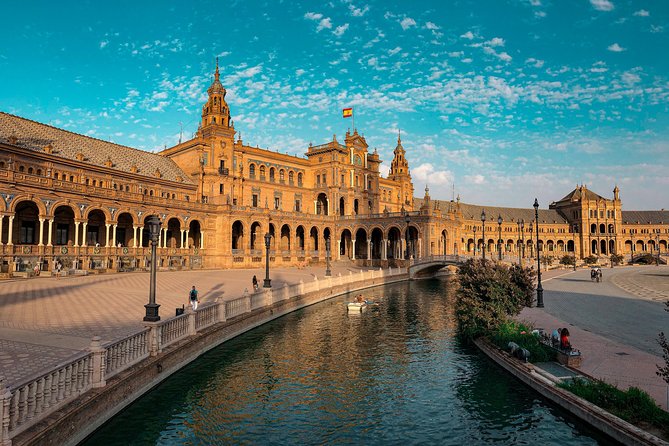 One-way Private Transfer From/To Sevilla Airport - From Seville Airport to Your Hotel Door