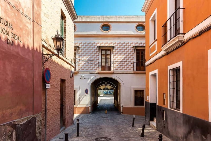 Private Guided Tour of Complete Seville and Jewish Quarter - A two-hour route through Seville’s old centre
