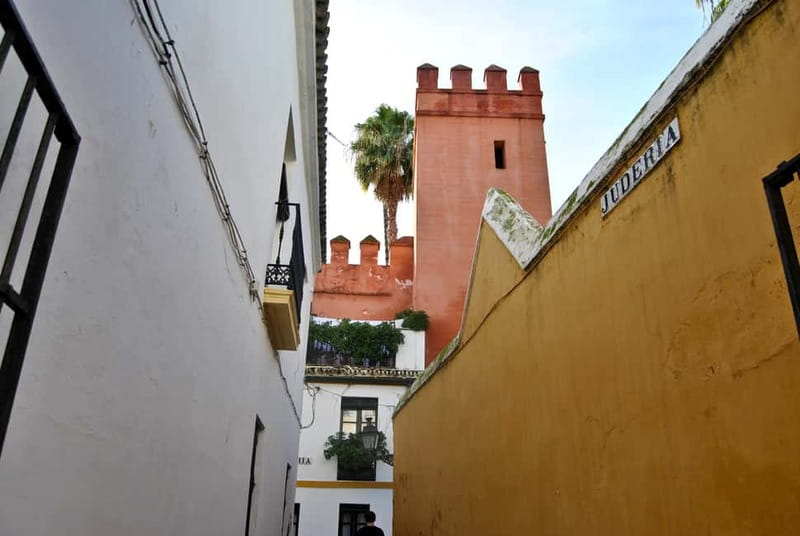 Private Guided Tour of Complete Seville and Jewish Quarter - Starting at Plaza de San Francisco