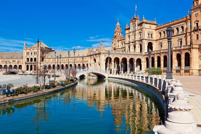 Private Tour Jewish Quarter, center and Plaza de España - From Santa Cruz to Seville’s wider story