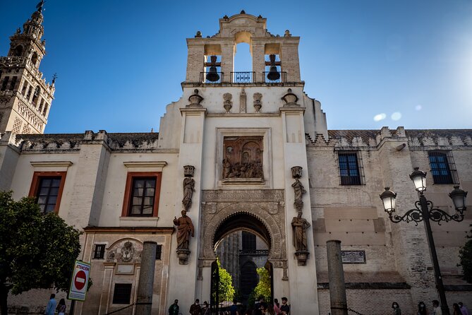 Private Tour Jewish Quarter, center and Plaza de España - Views of the Cathedral and Giralda