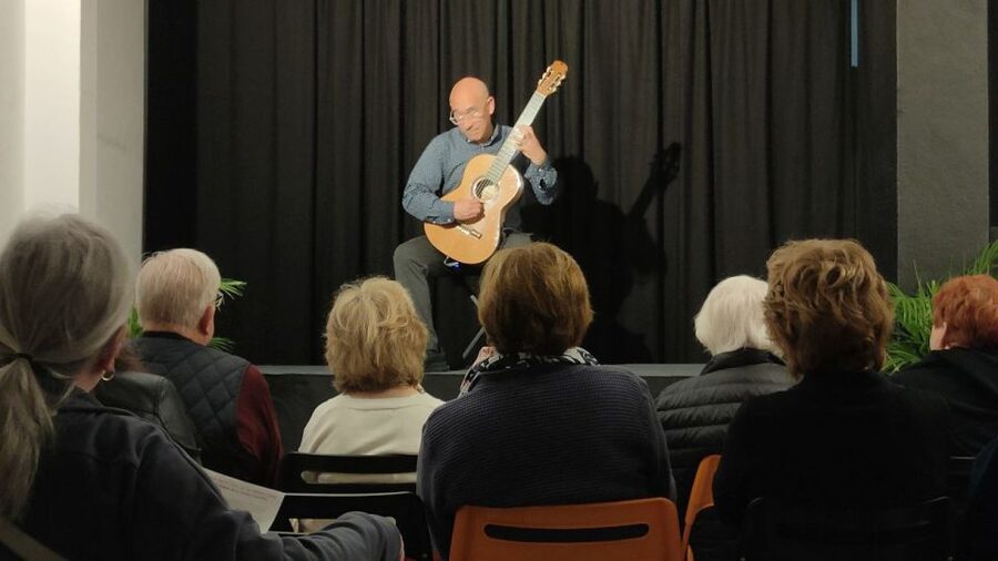 Ronda: Spanish - Classical & Flamenco - Guitar Concert - A close-up concert at Ronda Guitar House