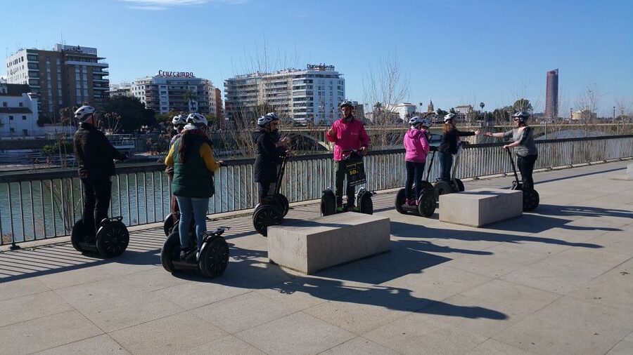Seville: 1, 2 or 3 Hour Segway Tour - Two hours: Triana, the park and the old town