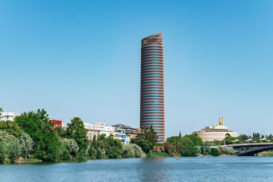Seville: 1-Hour Guadalquivir River Sightseeing Eco Cruise - Who should book this cruise?