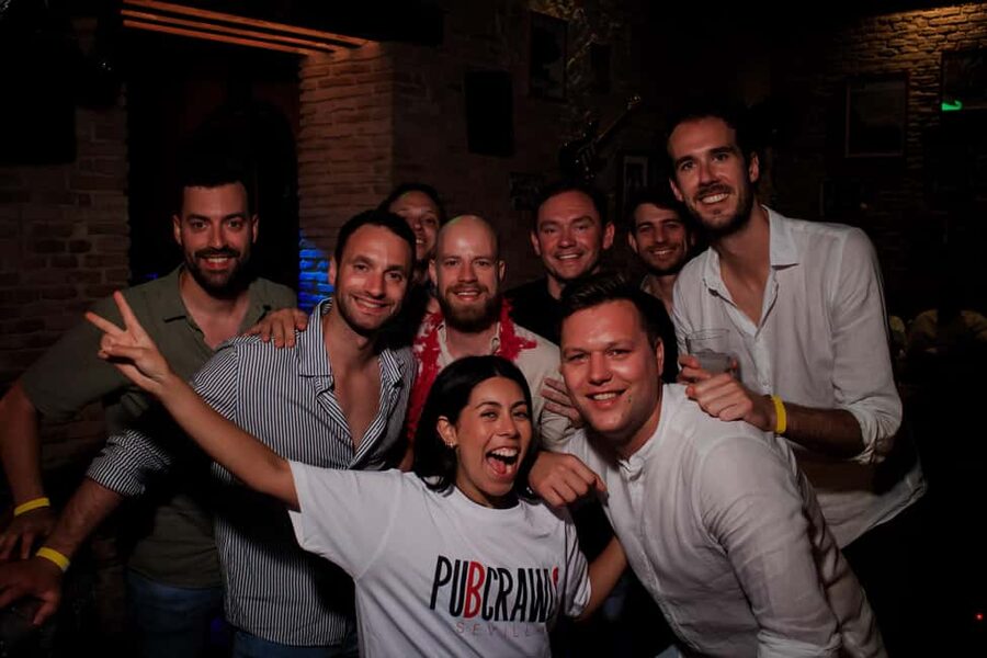 Seville: 3 Bars Pub Crawl + VIP Club Entrance & 3 Free Shots - Should you book it?