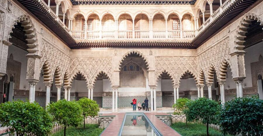 Seville: Alcázar Guided Tour - At a glance
