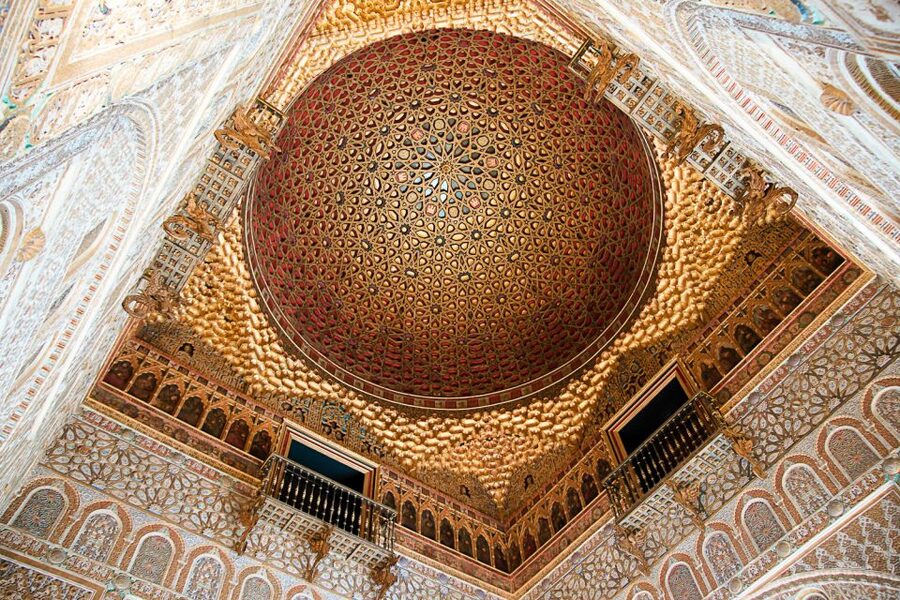 Seville: Alcazar Skip-the-Line Guided Tour with Tickets - Reading the Alcázar’s layers