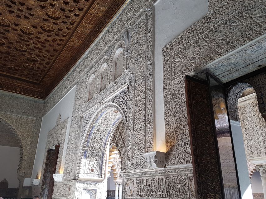 Seville: Alcázar Tour with Tickets Included - Who should book this Alcázar tour?