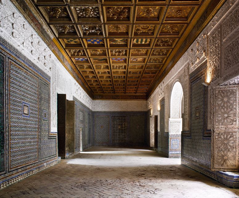 Seville: Casa de Pilatos Ground Floor Entry Ticket - Tiles, drawing rooms, and a ceiling worth looking up for