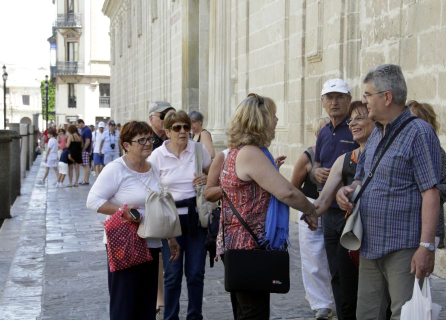 Seville: Cathedral and Giralda Skip-the-line Guided Tour - Who should book this tour?