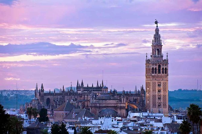 Seville Cathedral and Giralda Tower Guided Tour - Inside, look beyond the size