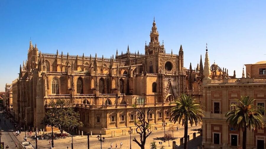 Seville Cathedral and Giralda Tower Guided Tour and Tickets - The essentials at a glance