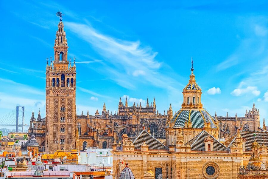 Seville: Cathedral and La Giralda Entry Ticket - Climb La Giralda by ramp