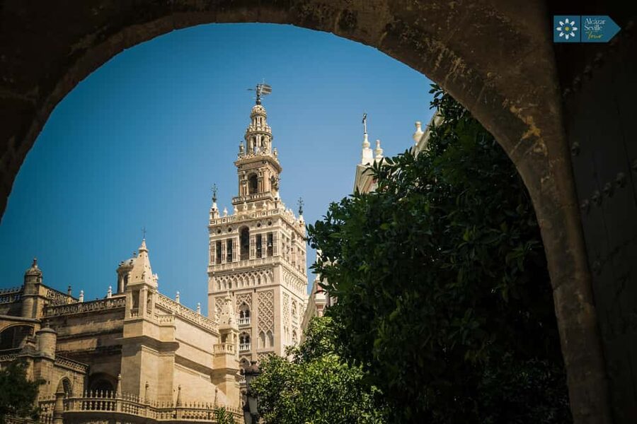 Seville: Cathedral, Giralda, and Royal Alcázar Guided Tour - Is this the right Seville tour for you?