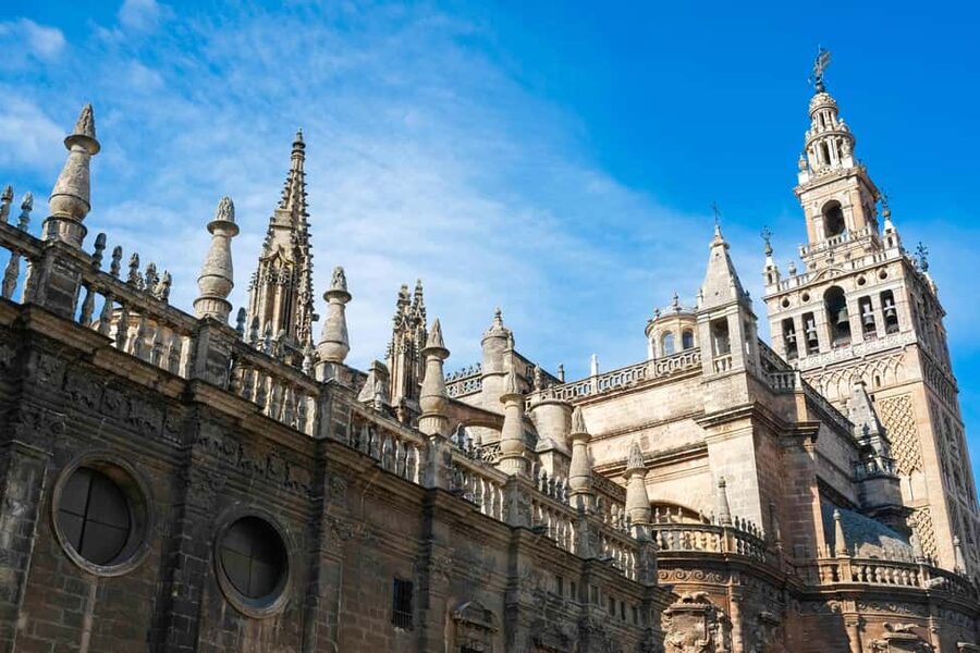 Seville: Cathedral Guided Tour with Optional Alcázar - Inside Seville’s Gothic cathedral