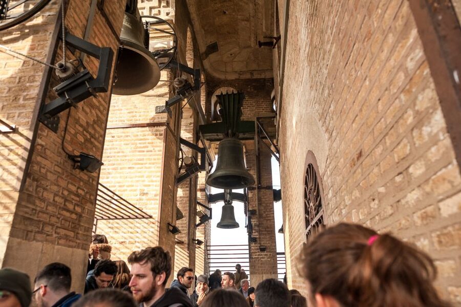 Seville: Cathedral Guided Tour with Optional Alcázar - Should you book this Seville Cathedral tour?