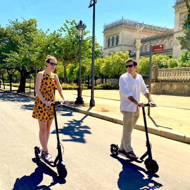 Seville: Electric Bike City Tour - A two-hour route that links Seville’s big sights