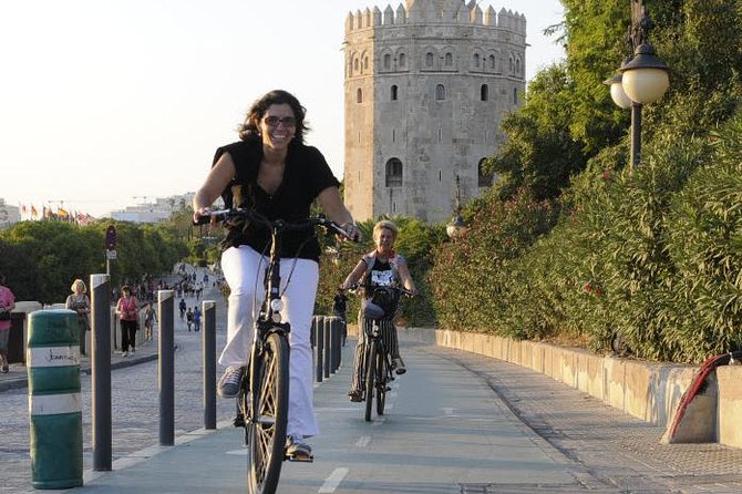 Seville Electric Bike Tour - Small Group - How the group size and guide shape the ride