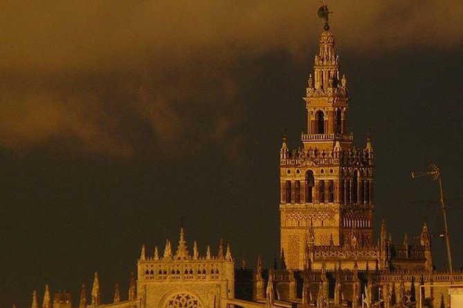 Seville Evening Historical Tour with Haunted History - A 7 pm start and a walk to the Setas