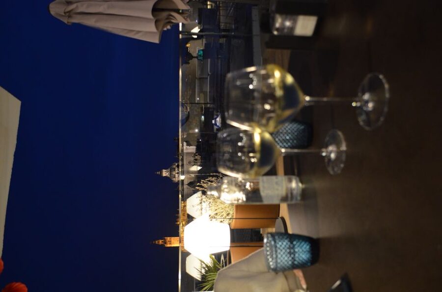 Seville: Flamenco Show & Roof Dinner with Cathedral Views - Key points before you book