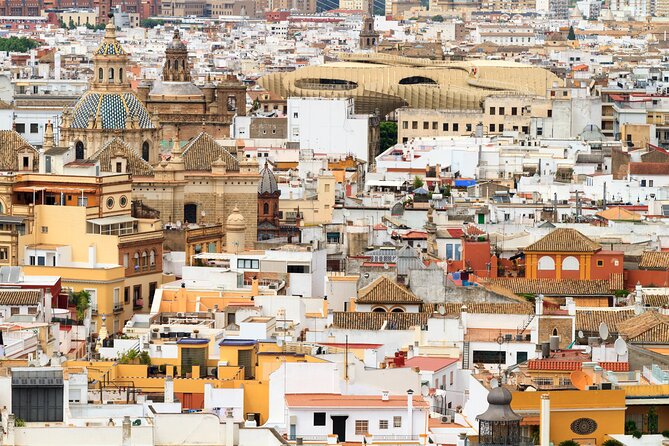 Seville Former Jewish Quarter Walking Tour: Santa Cruz - Callejón del Agua and the route’s final courtyard