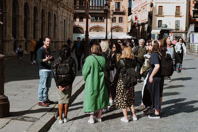 Seville Former Jewish Quarter Walking Tour: Santa Cruz - Calle Susona and the stories behind the lanes