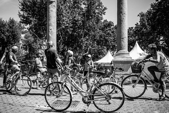 Seville Highlights Bike Tour (English) - Churches, baroque architecture and a former tobacco works