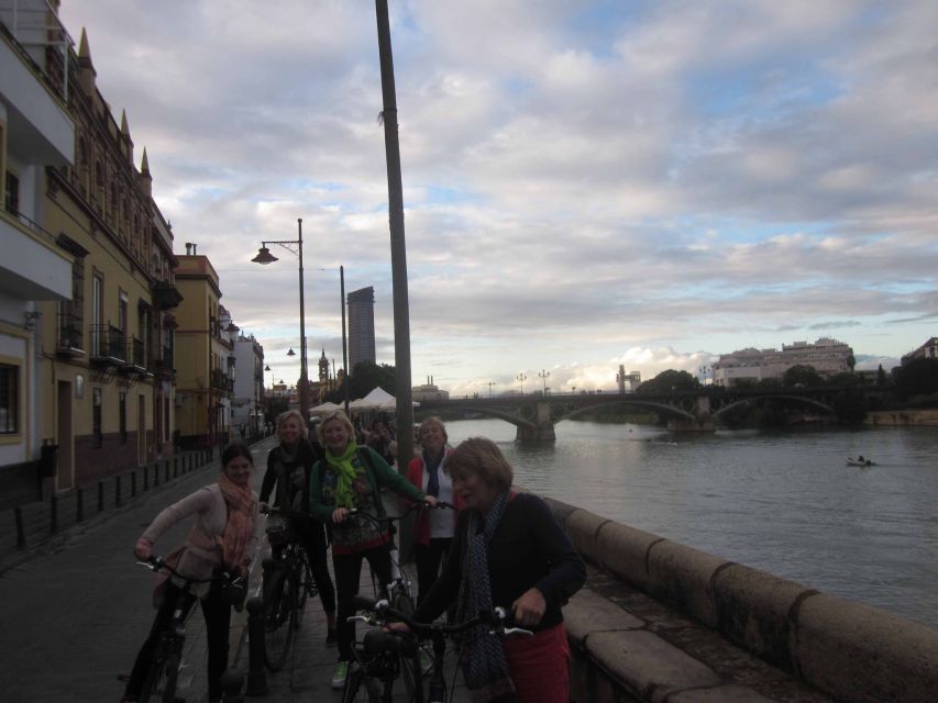 Seville: Highlights City Bike Tour - Cathedral and Alcázar: grand views, brief stops