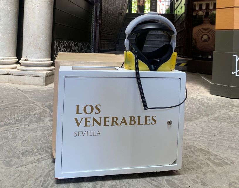 Seville: Hospital de los Venerables Ticket with Audio Guide - A small historic complex with several layers