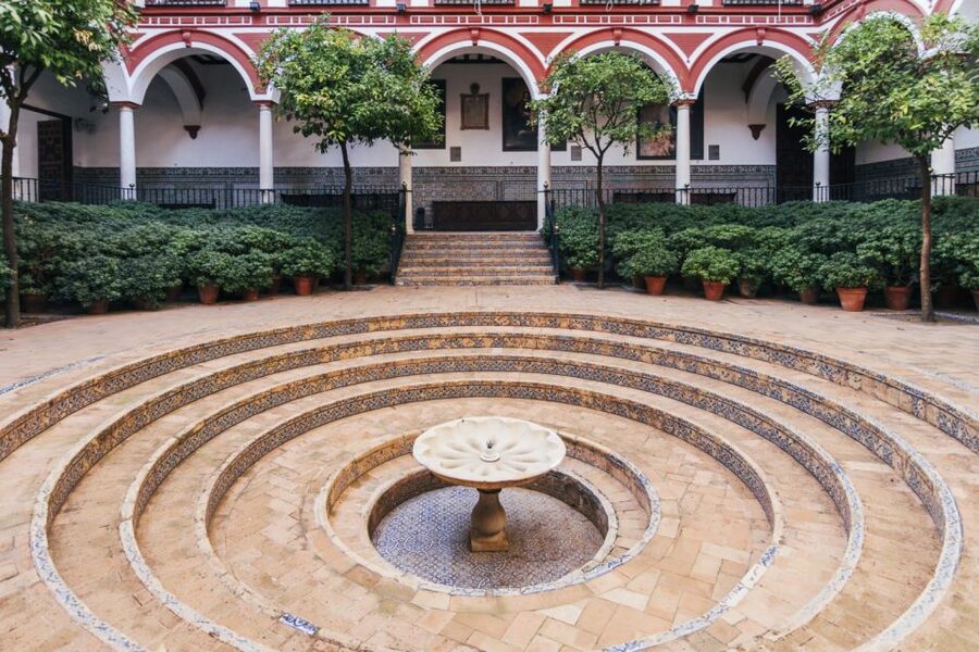 Seville: Hospital de los Venerables Ticket with Audio Guide - Don’t skip the sacristy