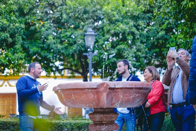 Seville Jewish Quarter Small Group Tour with Tapas and Drinks - End with a three-course tapas meal