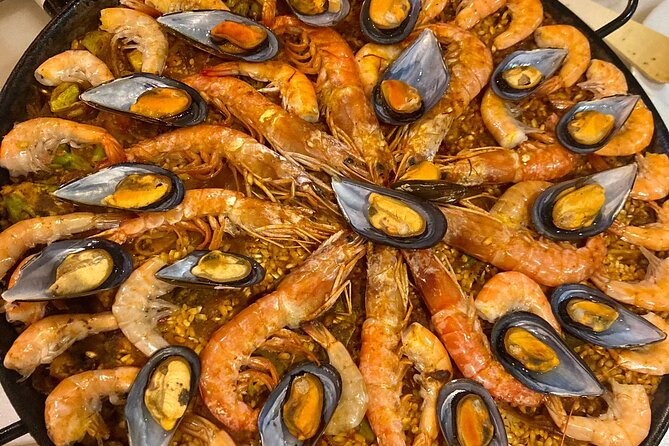 Seville: Paella Showcooking Experience - Finding the meeting point on Paseo de las Delicias