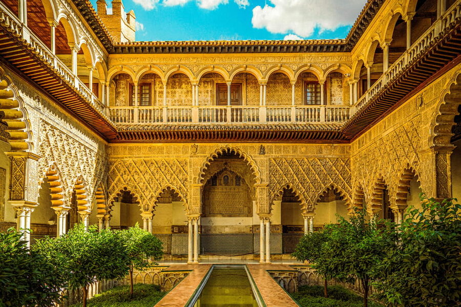 Seville: Priority Access Cathedral, Giralda & Alcázar Tour - Should you book this Seville tour?