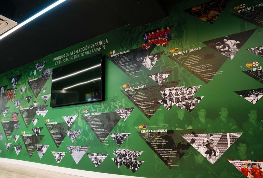 Seville: Real Betis Tour at the La Cartuja Stadium - The tunnel route ends beside the pitch