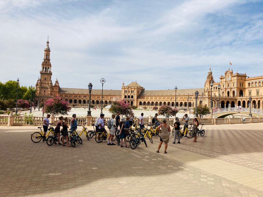 Seville: Relaxing City Bike Tour with a Tour Guide - A broad view of Seville without a long march