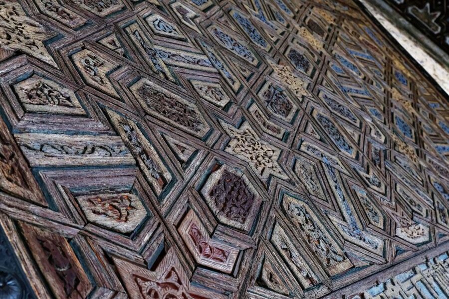 Seville: Skip-the-Line Royal Alcázar Guided Tour - Inside a palace shaped by several eras