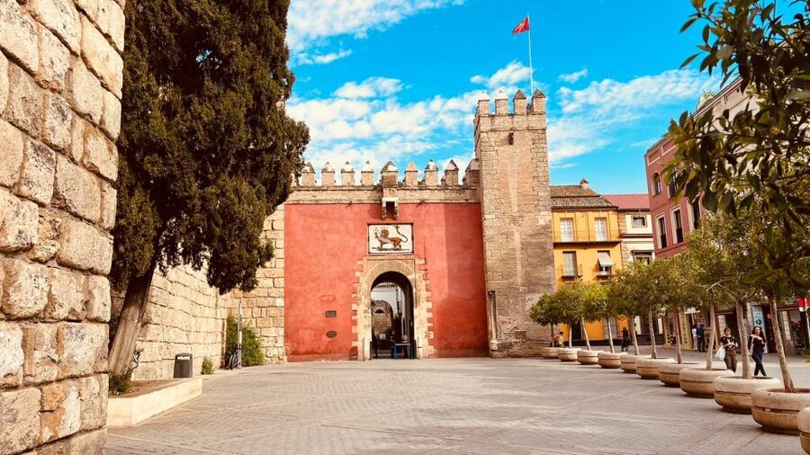 Seville: Skip-the-Line Royal Alcázar Guided Tour - Is $42 good value?