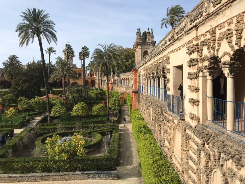 Seville: Small-Group Alcázar Guided Tour & Entry Ticket - The Gothic Palace and Maria Padilla Baths