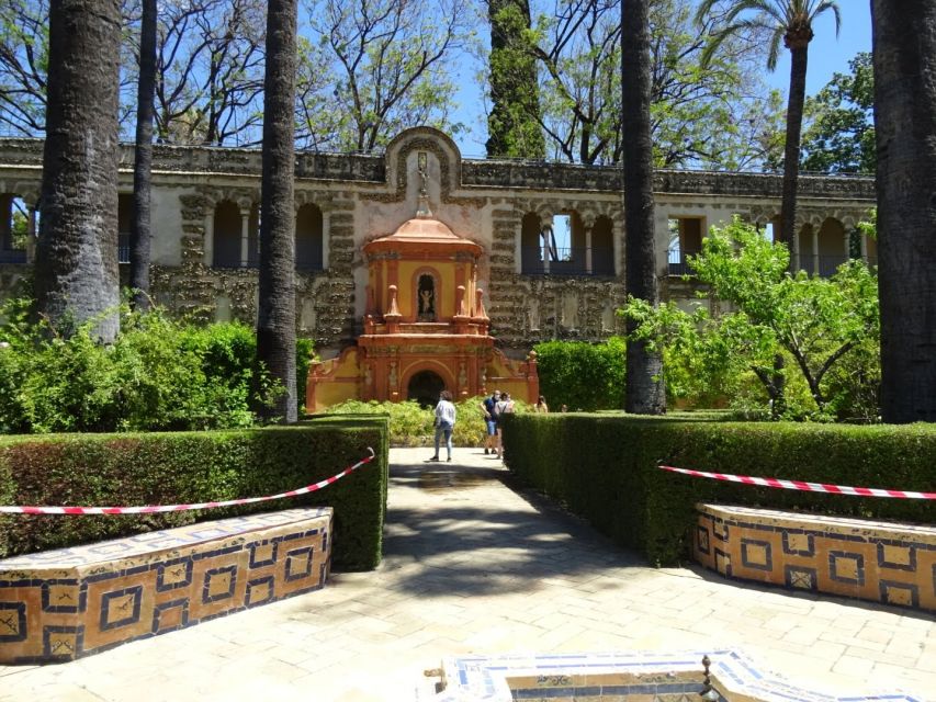 Seville: Small-Group Alcázar Guided Tour & Entry Ticket - Practical details before you book