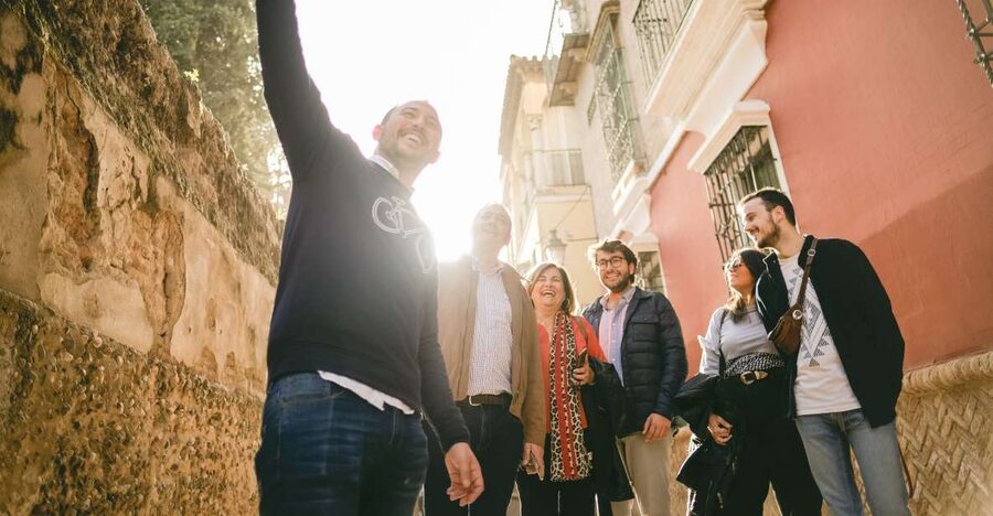 Seville: Small-Group Jewish Quarter Discovery Walking Tour - Who will get the most from this walk